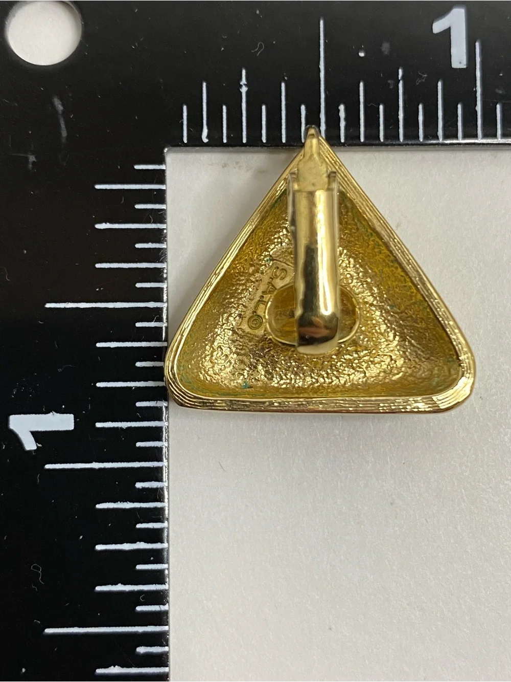 Vintage SAL Single Clip On Earring Green Emerald Tone Crystal Gold Tone Triangle